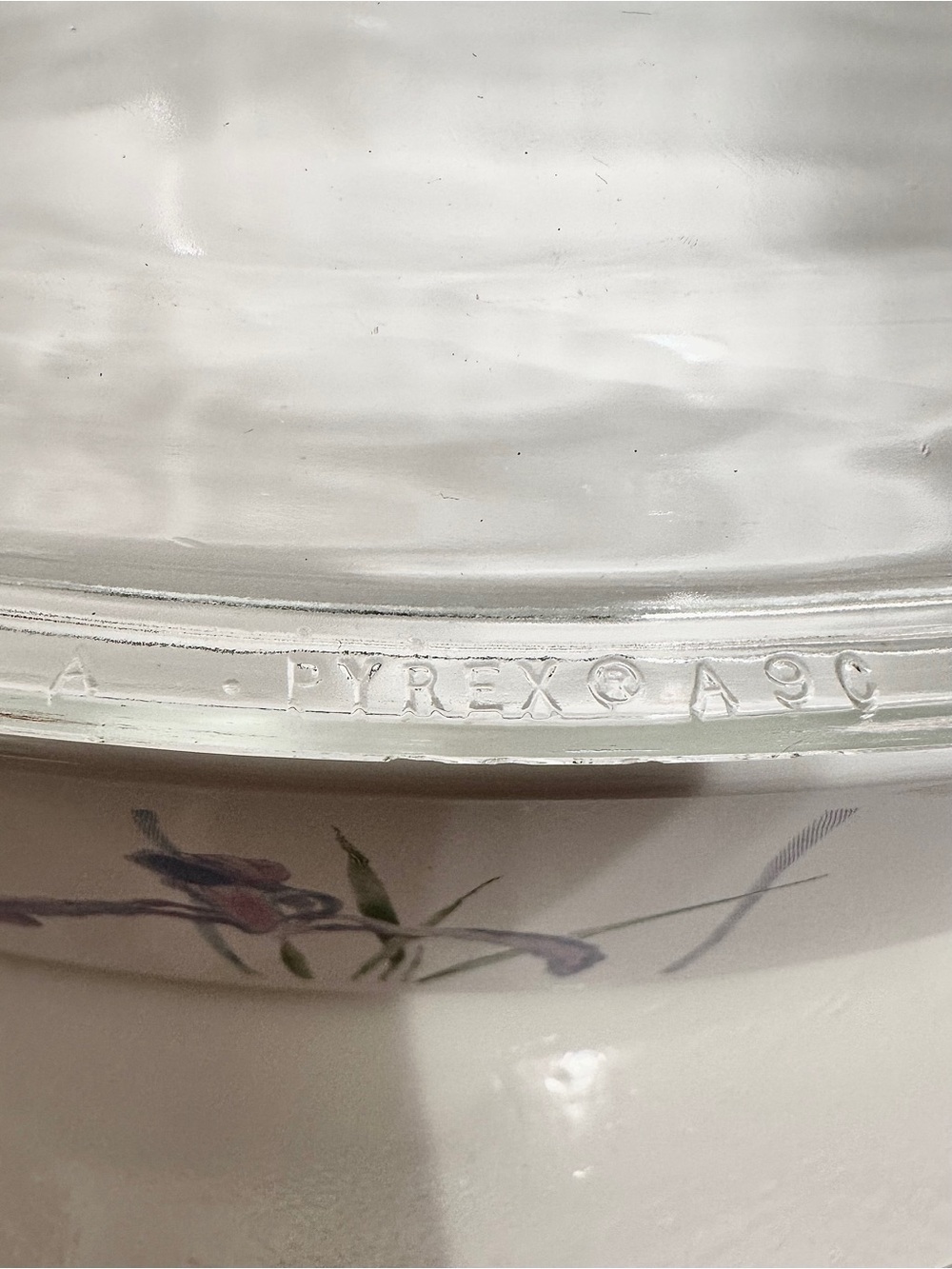 Vintage Corningware Shadow Iris 7-Piece Casserole Set, 2L • 1.5L • 1L - Picture 3 of 15